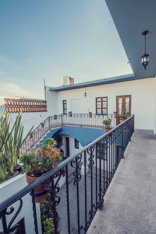 Balcony & Terrace