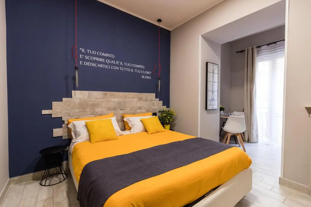Deluxe Double room (full double bed)