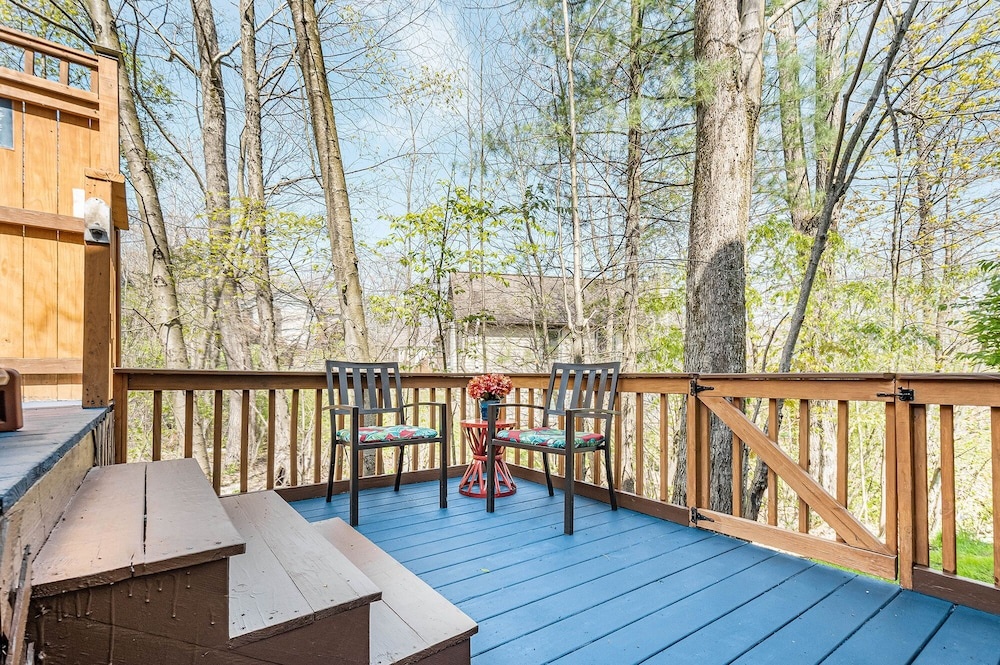 Balcony & Terrace
