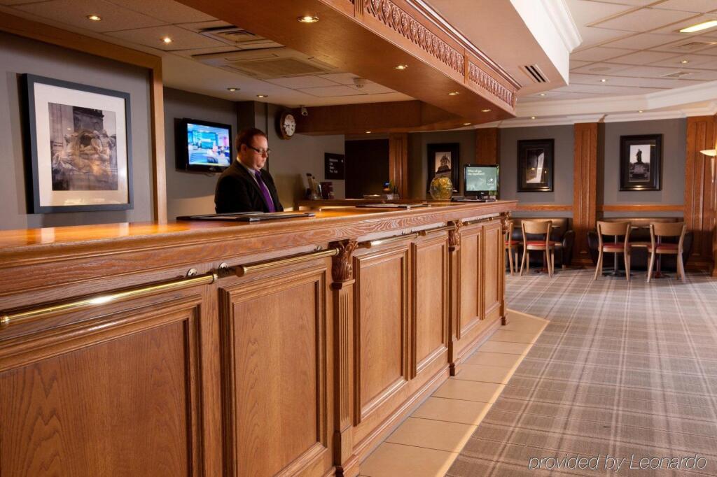 Village Hotel Cardiff - 11