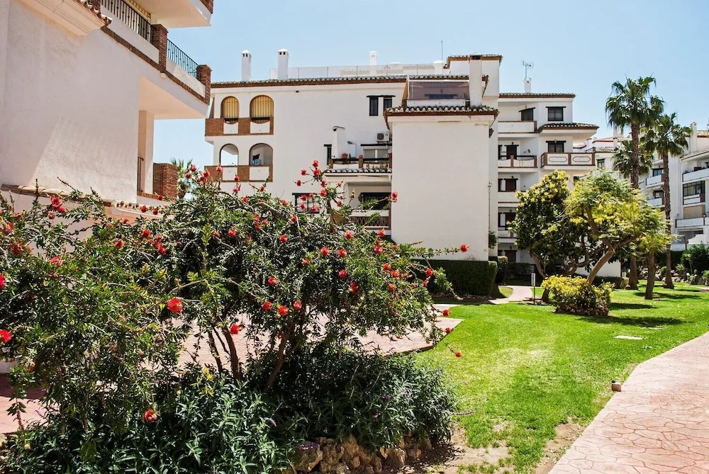 2BR Apartment in Calahonda Near the Beach Ref 91