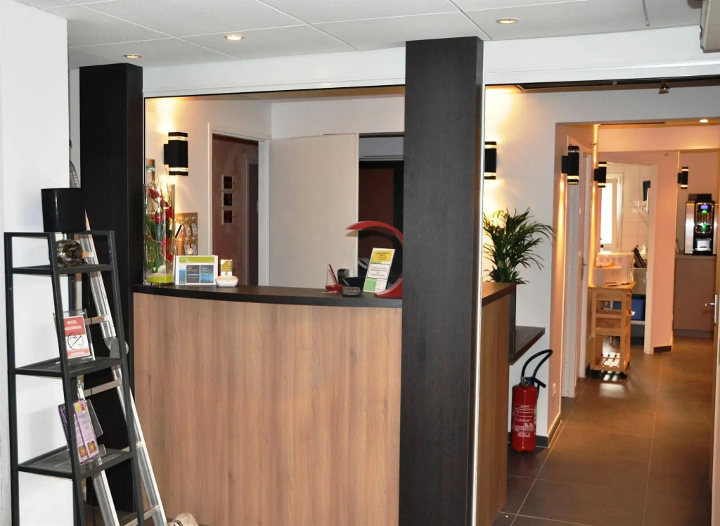 Voir la photo 2 — Hotel Lapeyronie