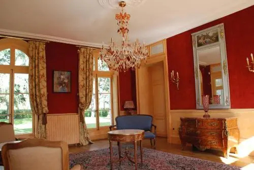 Voir la photo 2 — Chateau de Champvallins
