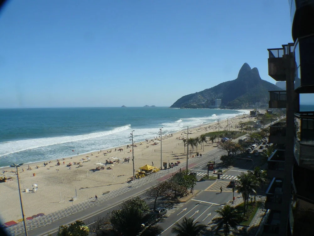 Beach & Waterfront
