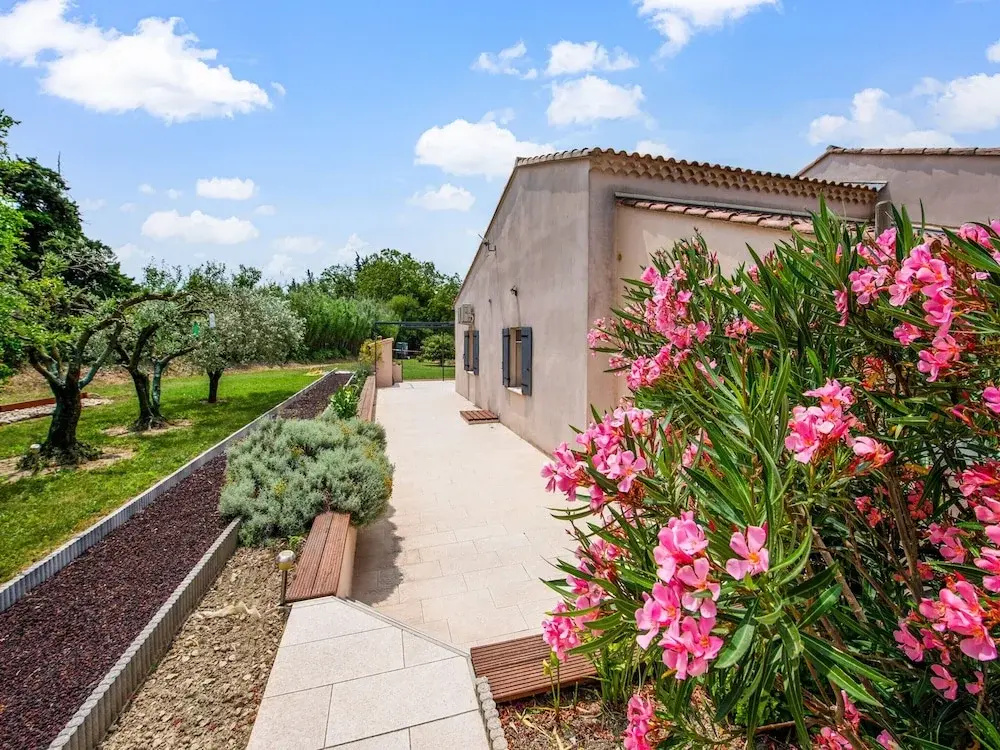 Holiday Home in Vaucluse Near Mont Ventoux