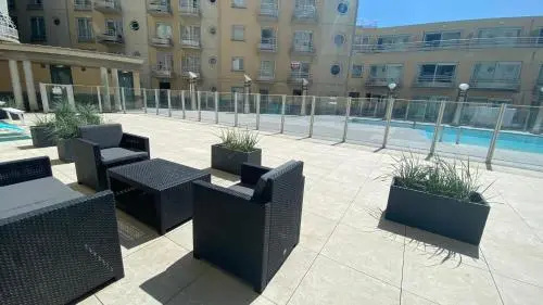 Deluxe Apartment with Shared Pool