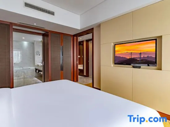 Luxury Suite