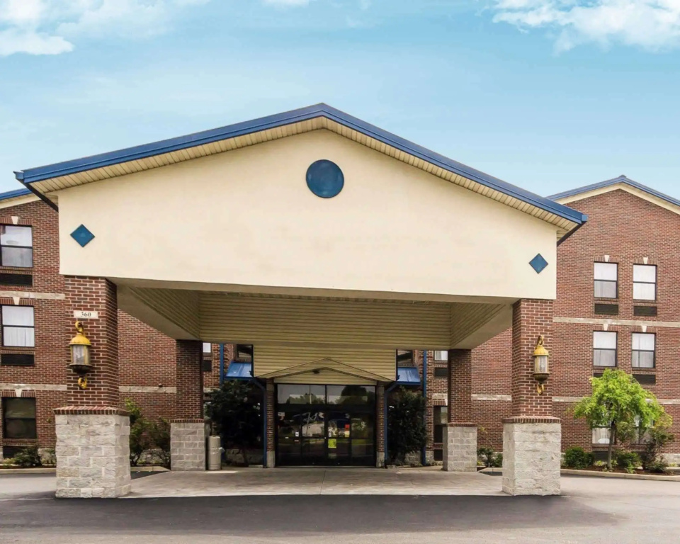 Quality Suites Jeffersonville - Louisville North