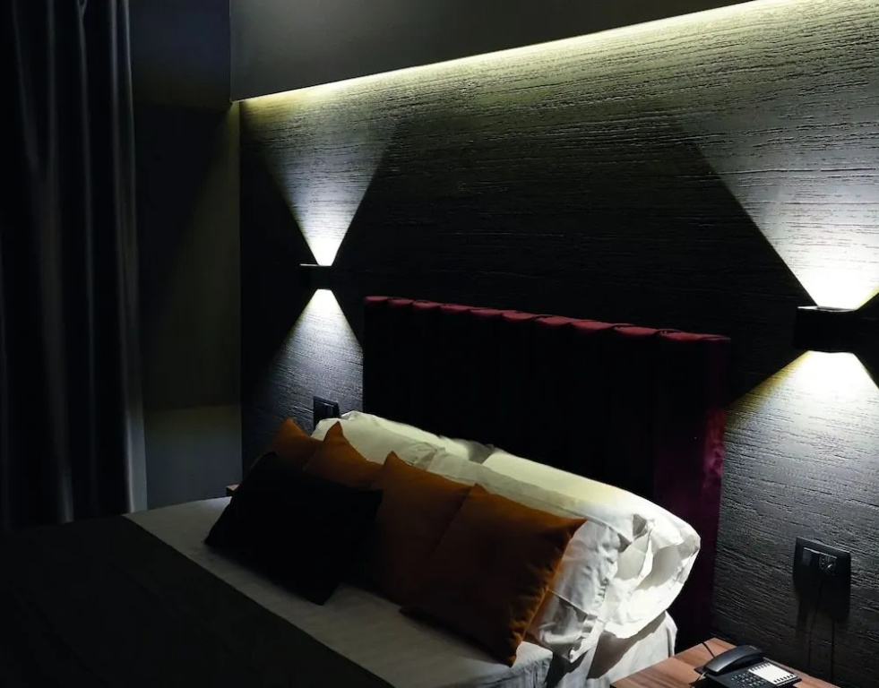 Lamberti Boutique Hotel - 4