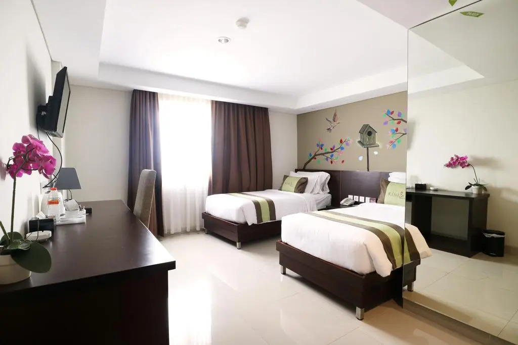 豪華雙人房，設有兩張單人床，享有景觀