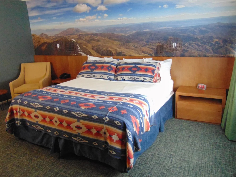 Double room (full double bed)