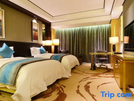 Standard room with city view