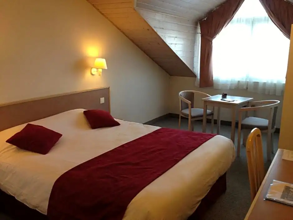 Logis Hôtel Arc en Ciel - Chambres