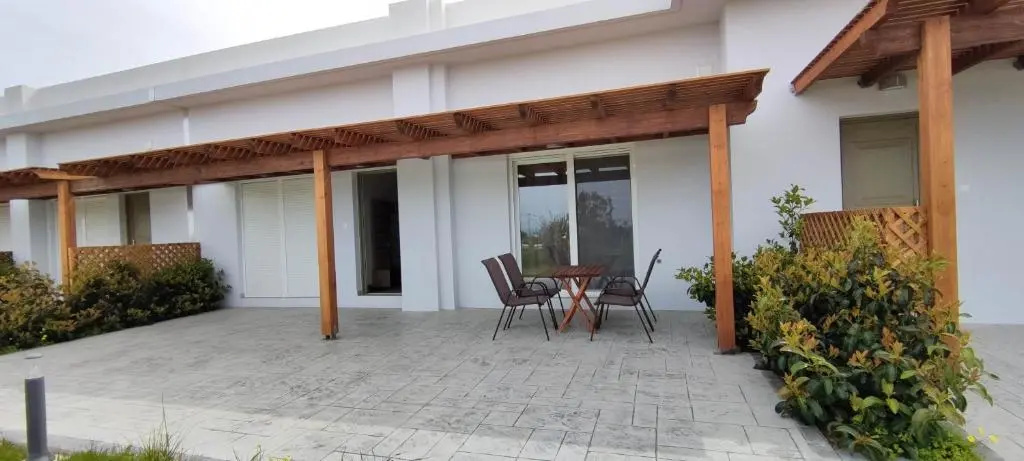 2 Bedrooms Cottage