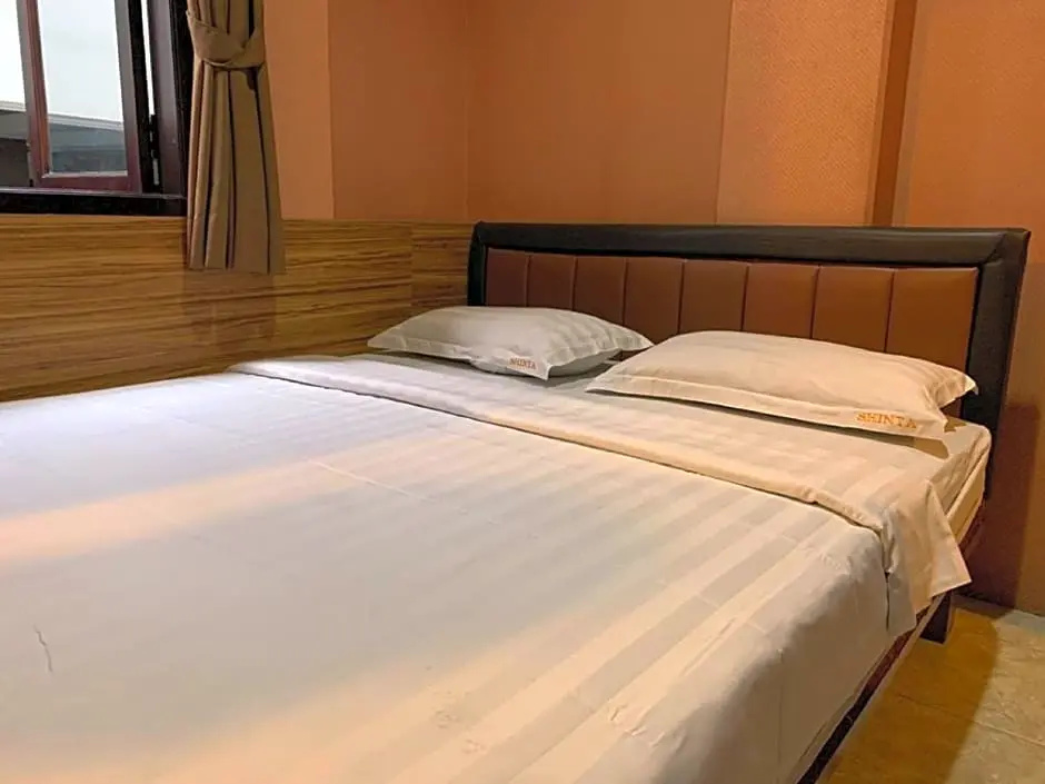 Standard room with city view