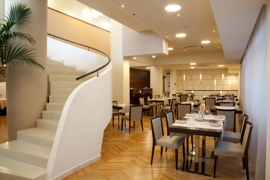 Breaking Business Hotel - Général