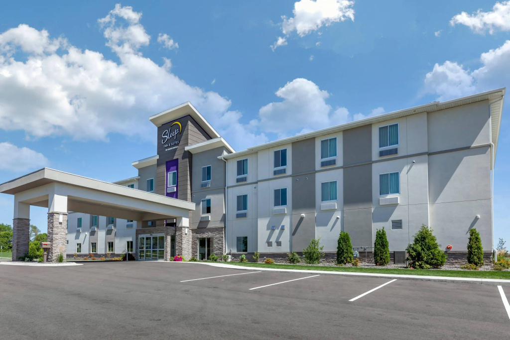 Sleep Inn & Suites