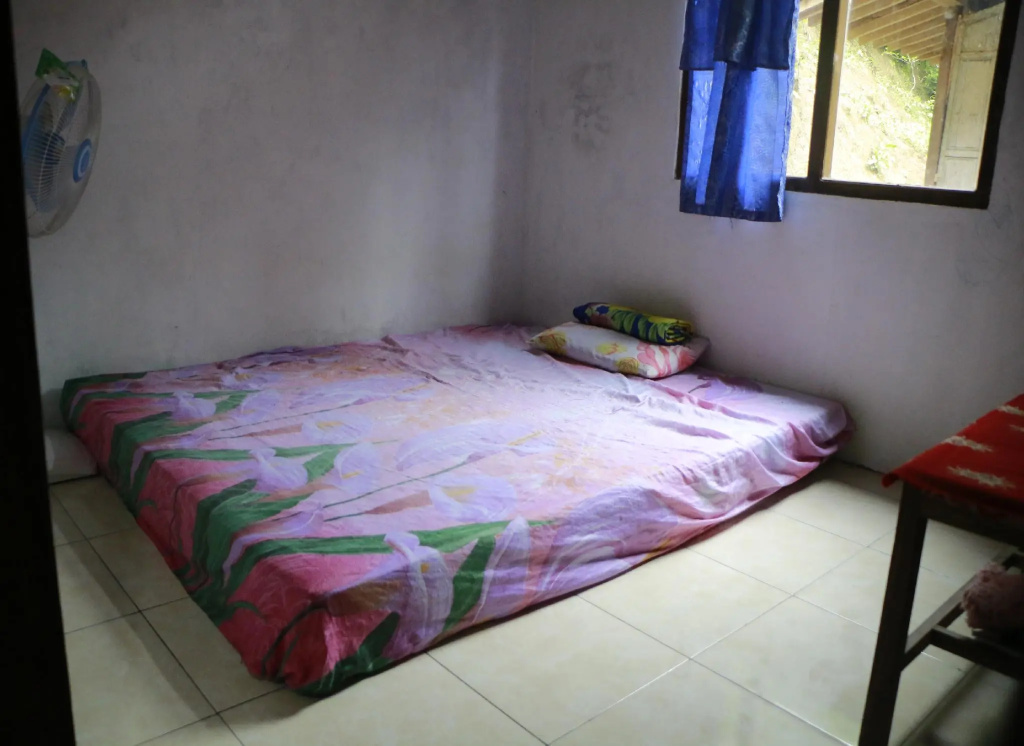 Bed in Dorm