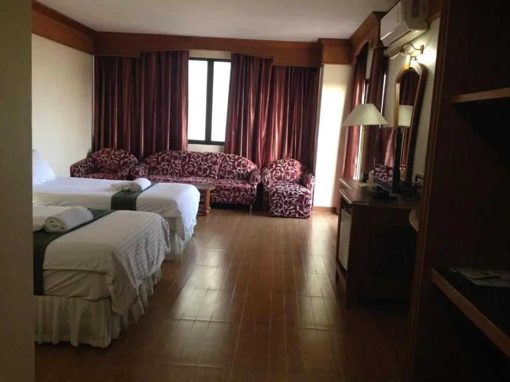 Deluxe Double room twin beds