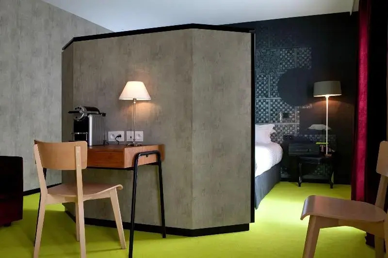 Hotel l'Antoine 94
