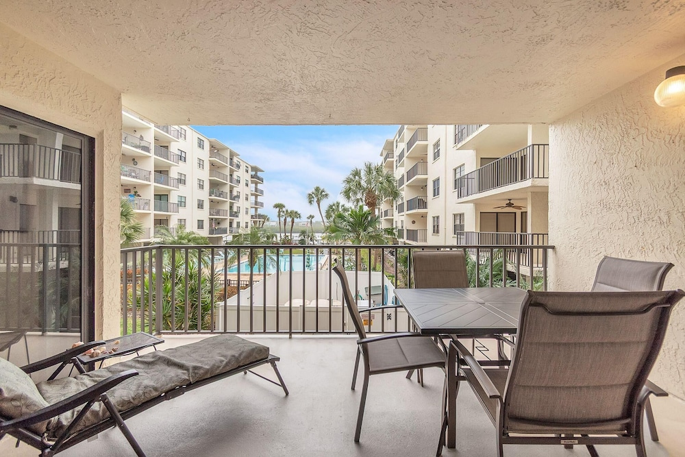 Golden Shores #210