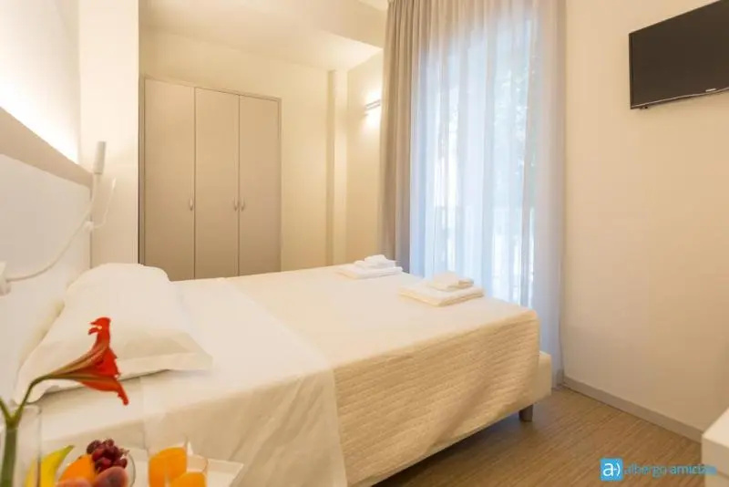 Classic Double room (full double bed)
