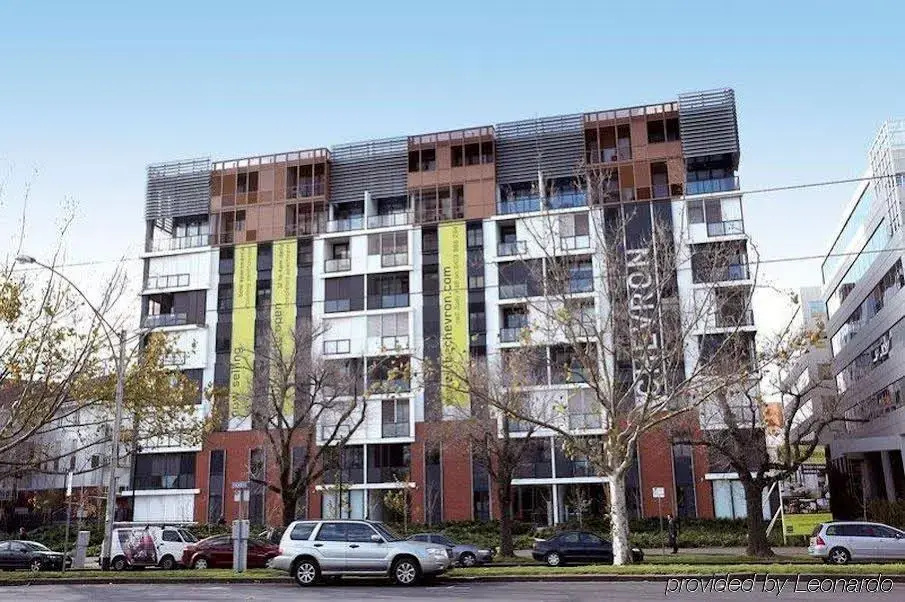 Astra Apartments - St Kilda Rd