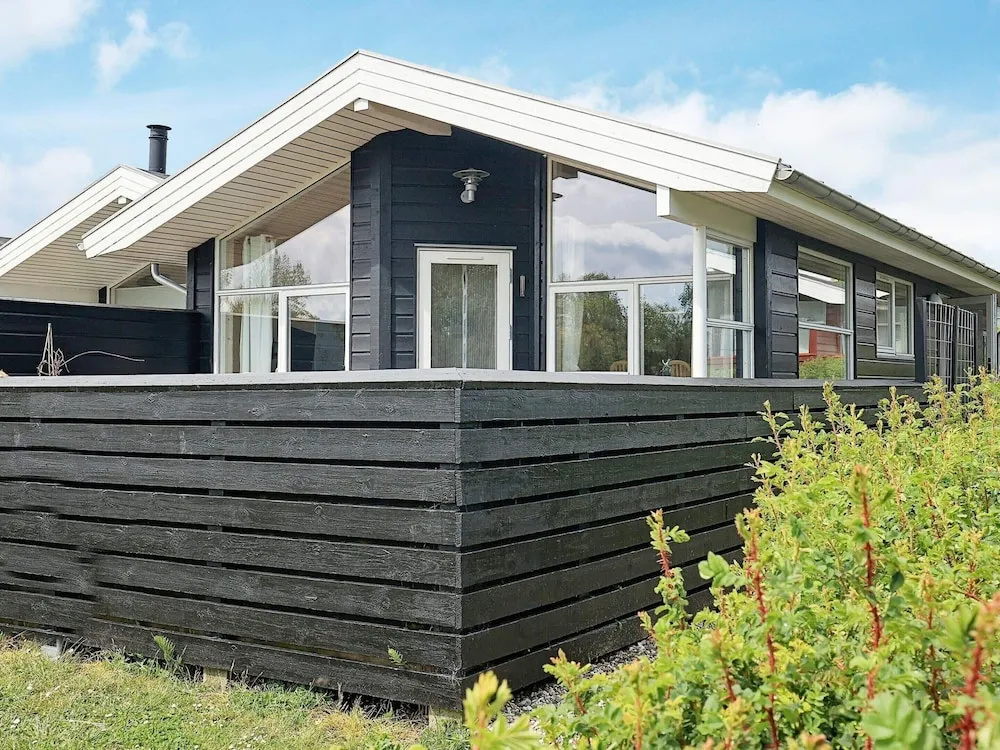 6 Person Holiday Home in Tranekaer