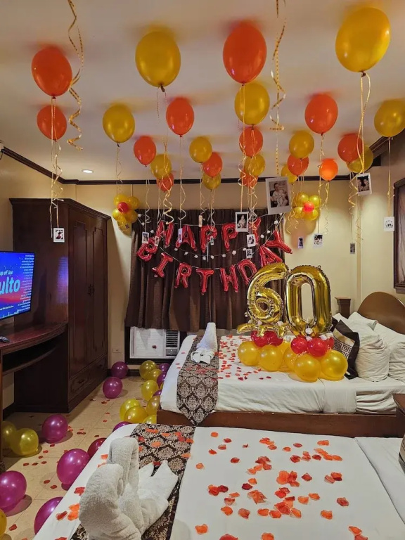 Executive Quadruple room with view