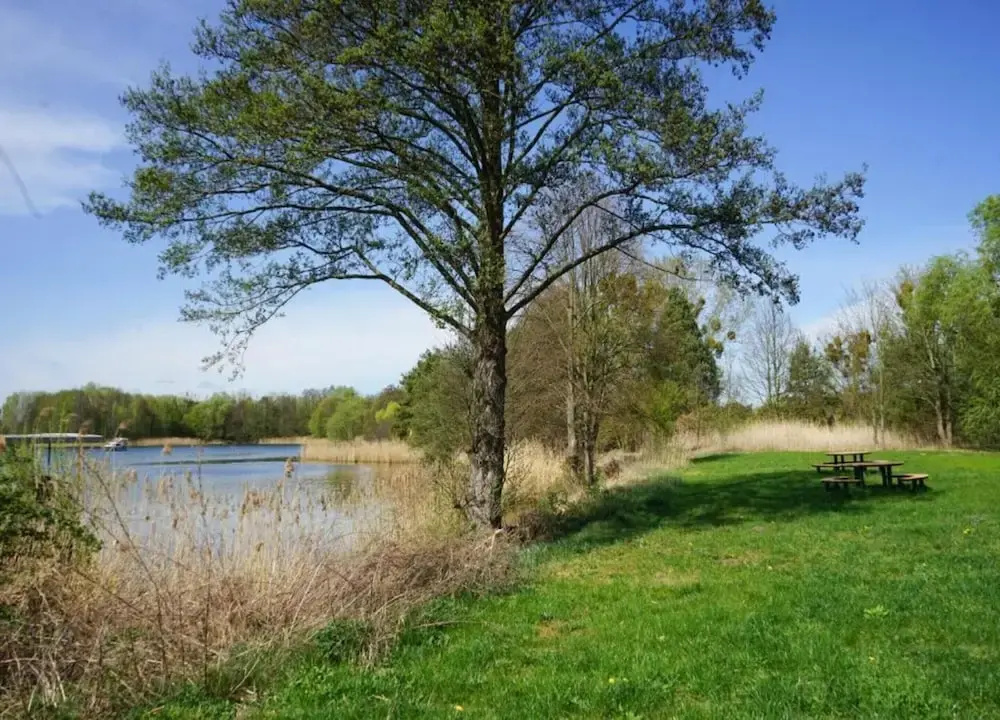 Hausboot am Prerauer Stich in Zehdenick