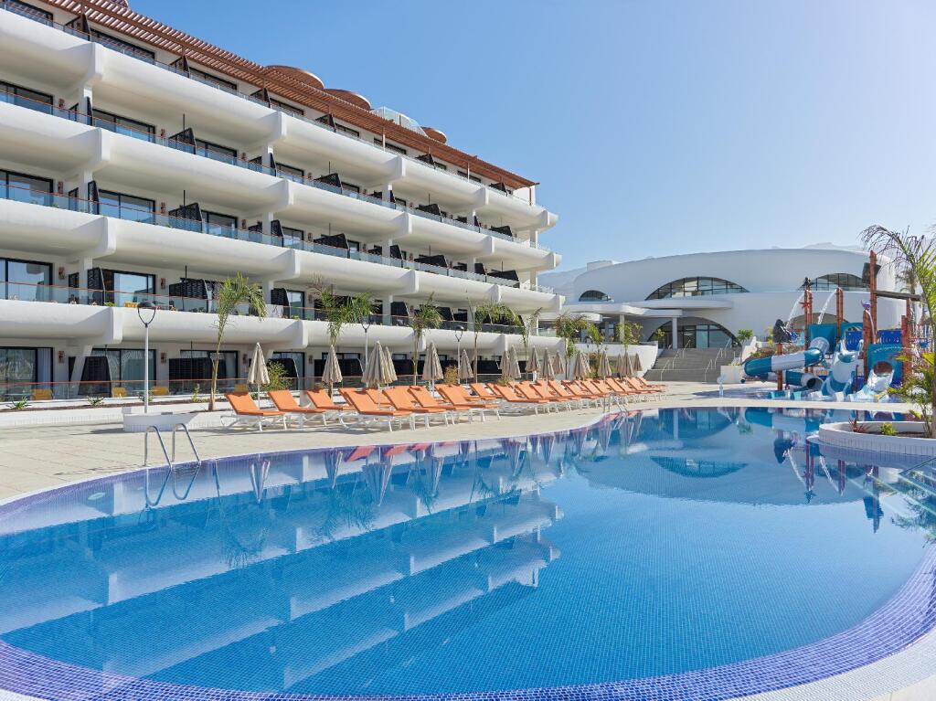 10. H10 Atlantic Sunset