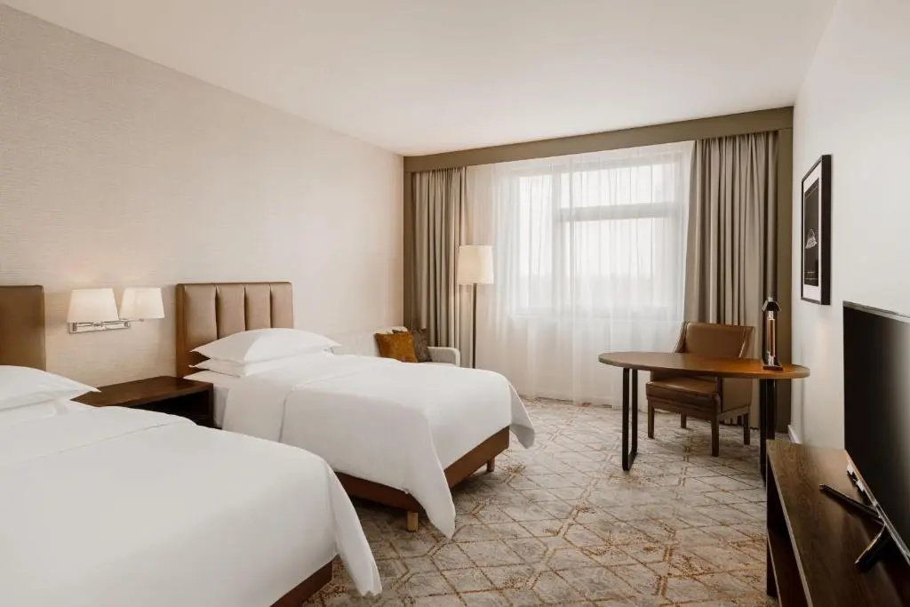 Deluxe Twin room (twin beds) (bed type is subject to availability)