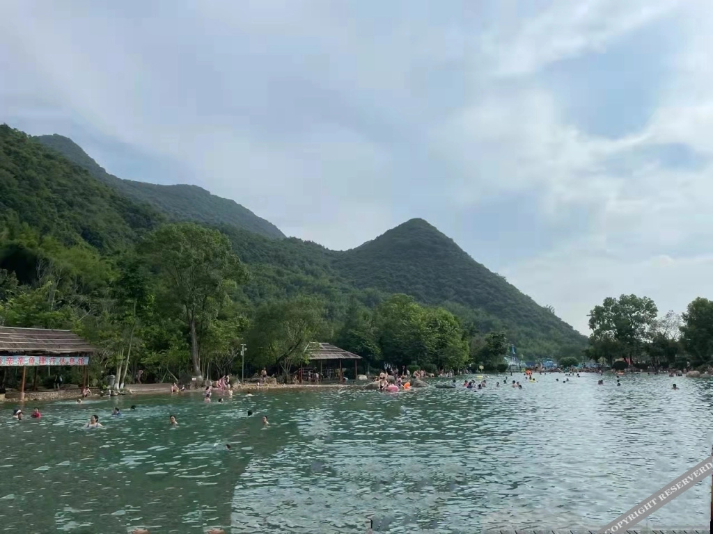 Beach & Waterfront