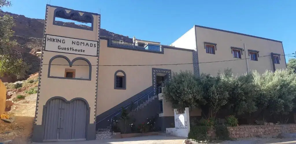 Hiking Nomads Hostel