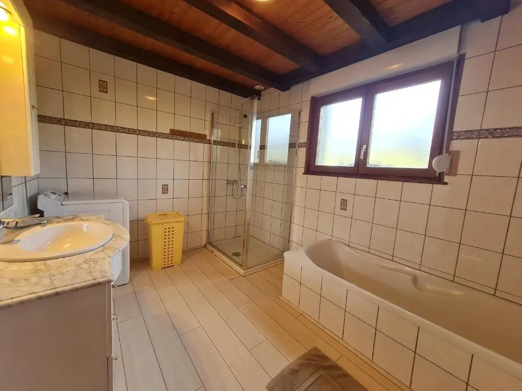 Afficher la photo 7 — Gîte Basse-sur-le-Rupt, 4 pièces, 6 personnes - FR-1-589-42