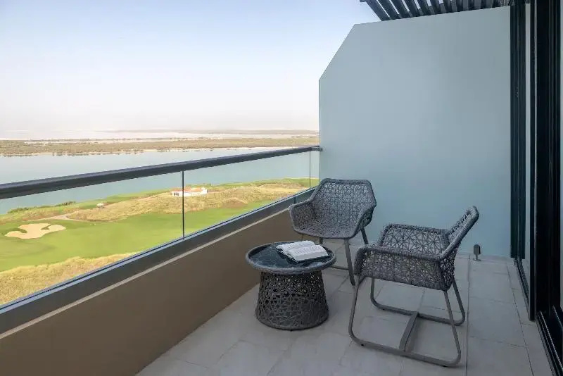 Yas Plaza Mangroves by IHG Hotel - Chambres