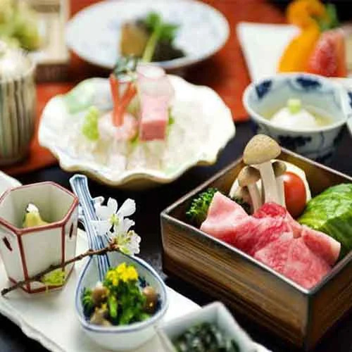 Food & Beverage