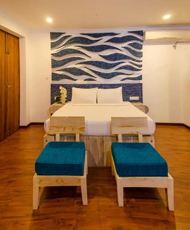 Standard Double room with balcony (full double bed)