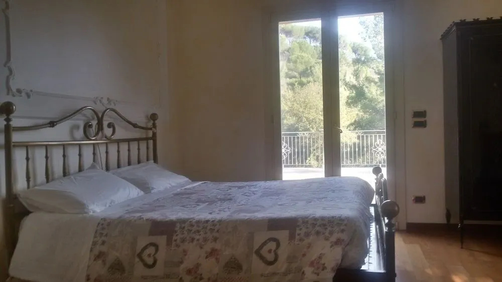 Balcony & Terrace