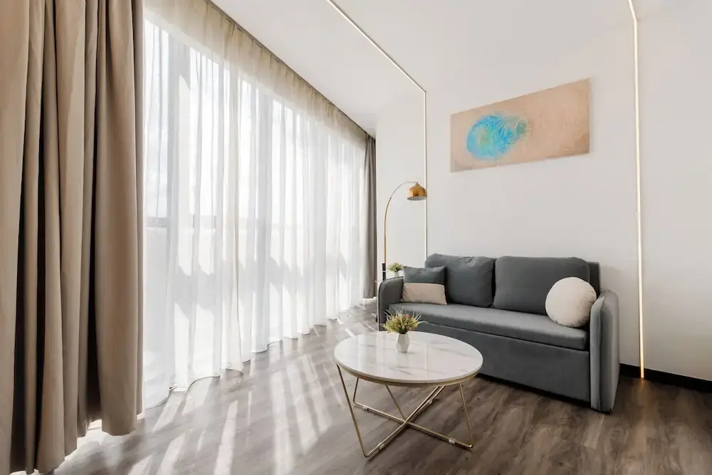 Comfort room