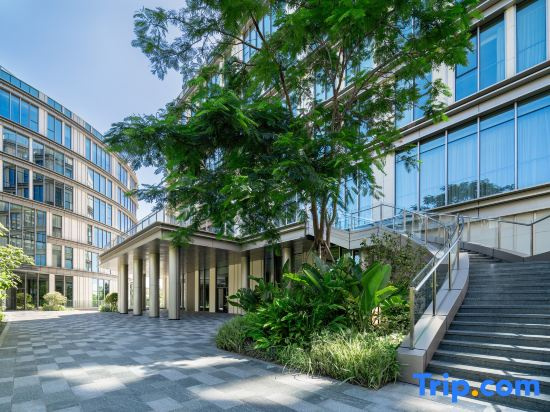 Serensia Woods Hotel