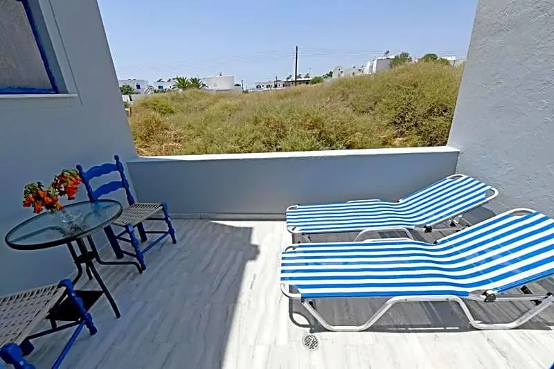 Balcony & Terrace