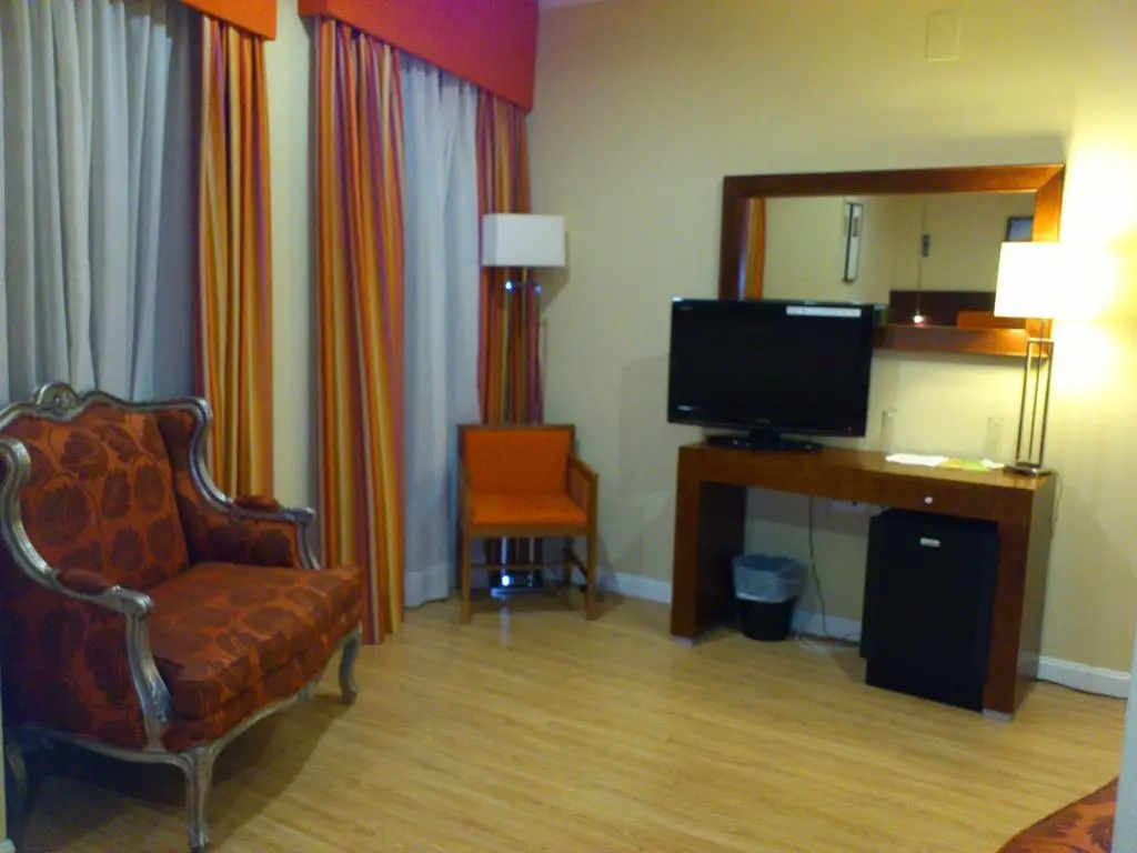 Lobby & Reception