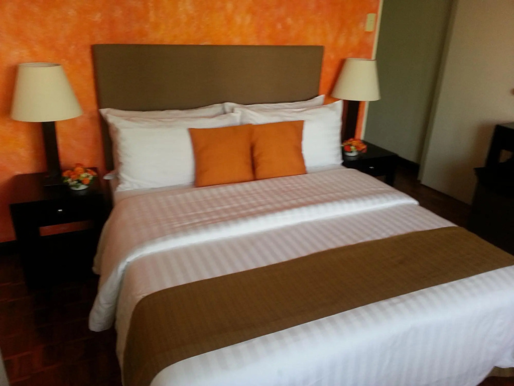 BSA Tower Serviced Residences — 2