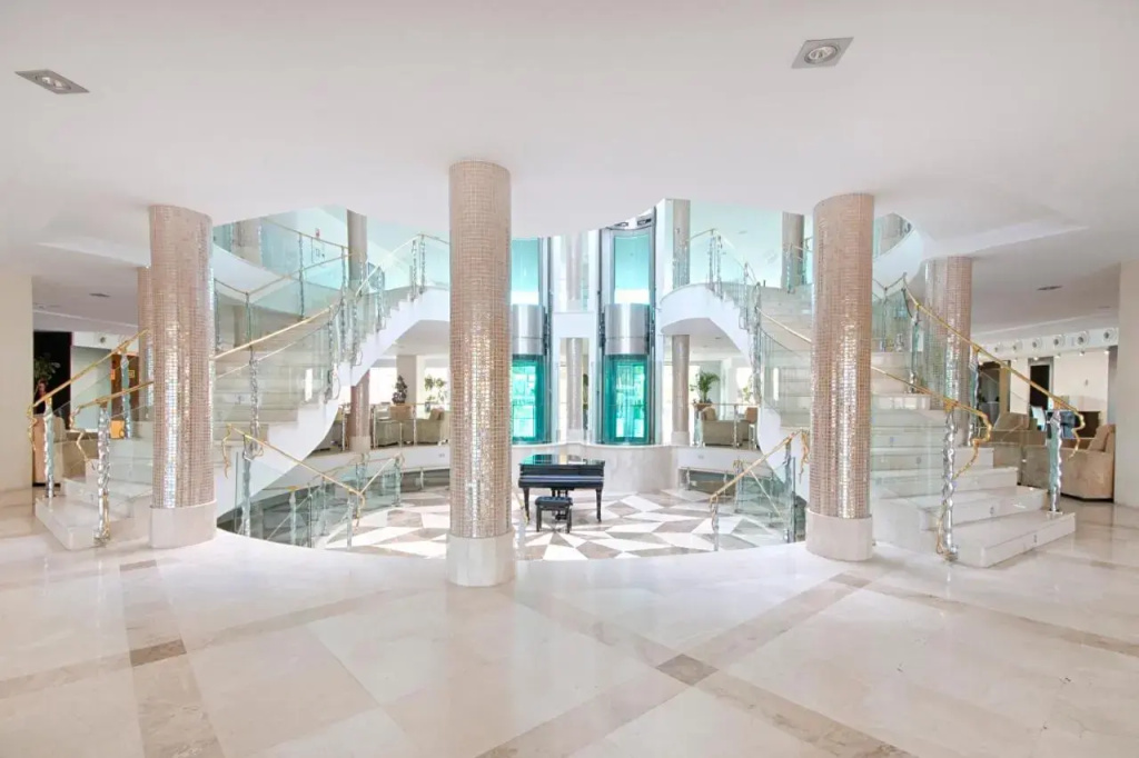 Hotel photo 10