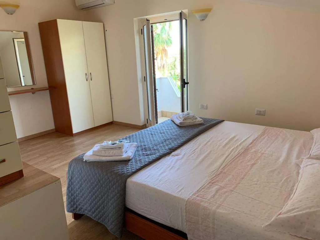 B&B Collemare — 4