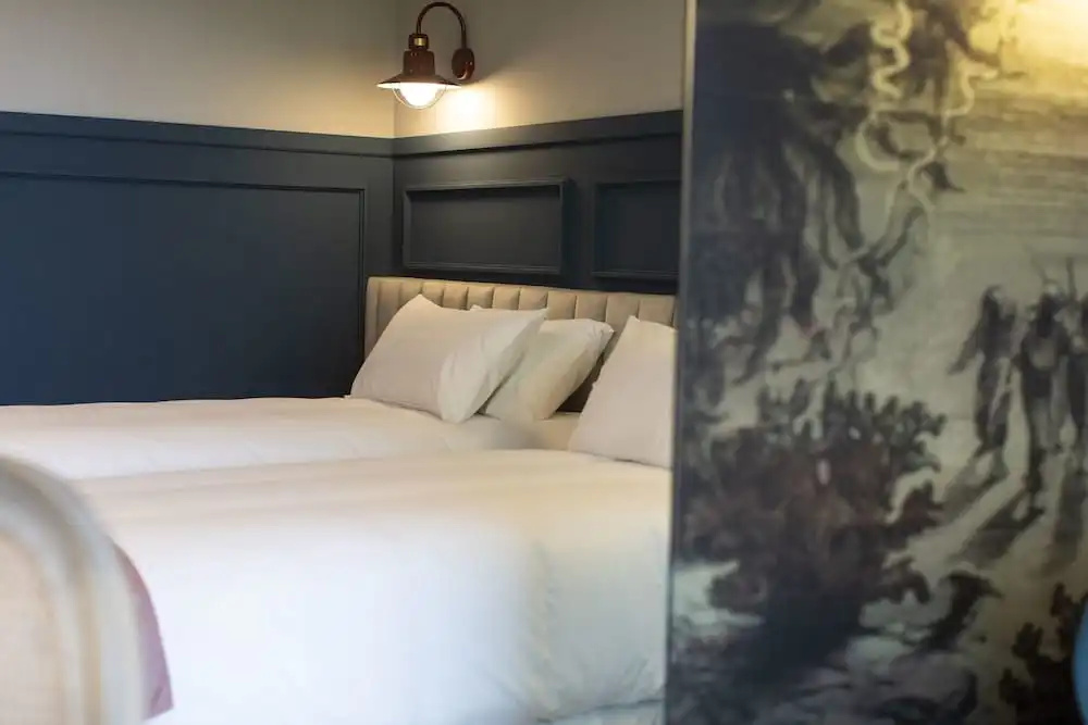 Standard Suite