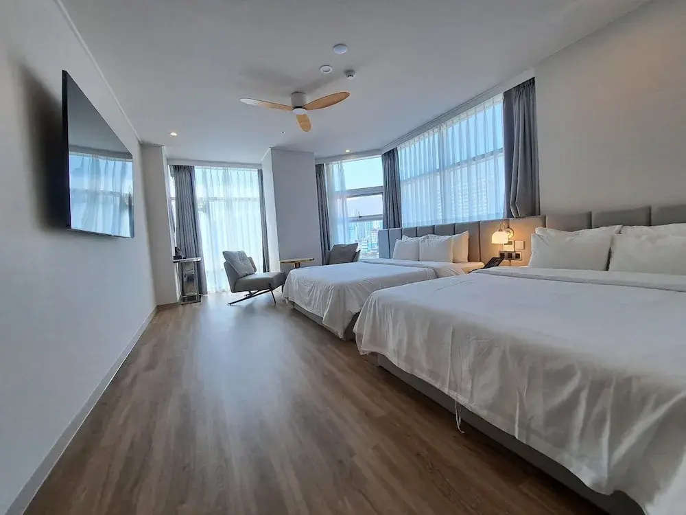 Standard Double Family room (twin beds)