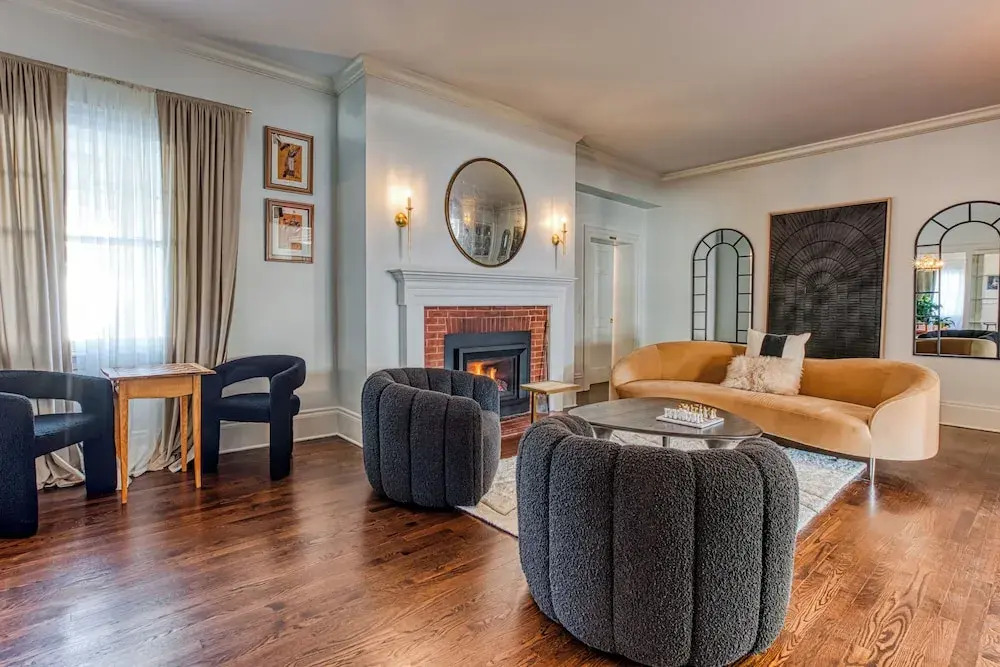 Doctor Sax House by null