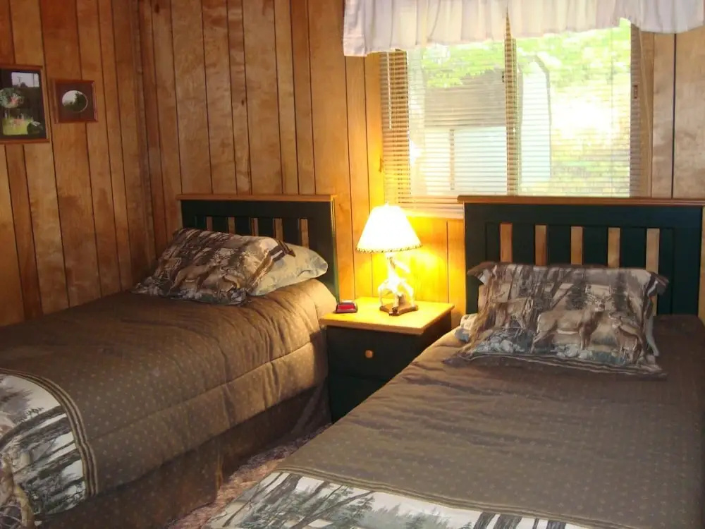 4 Bedrooms Cottage with balcony